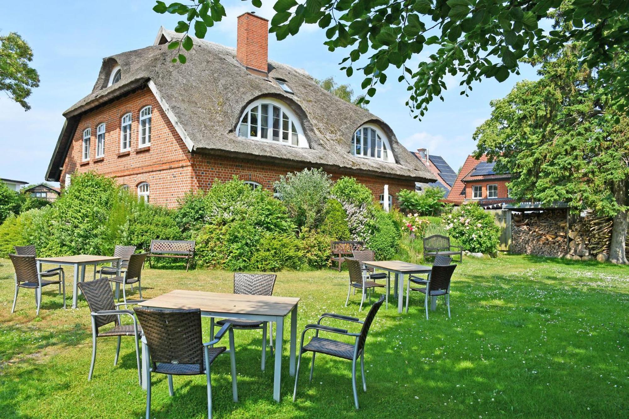 Landhaus Am Deich Middelhagen Exteriör bild